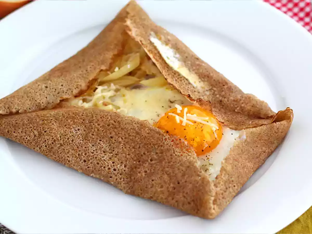 Volkoren boekweitpannenkoeken met ham, kaas en ei - foto 4