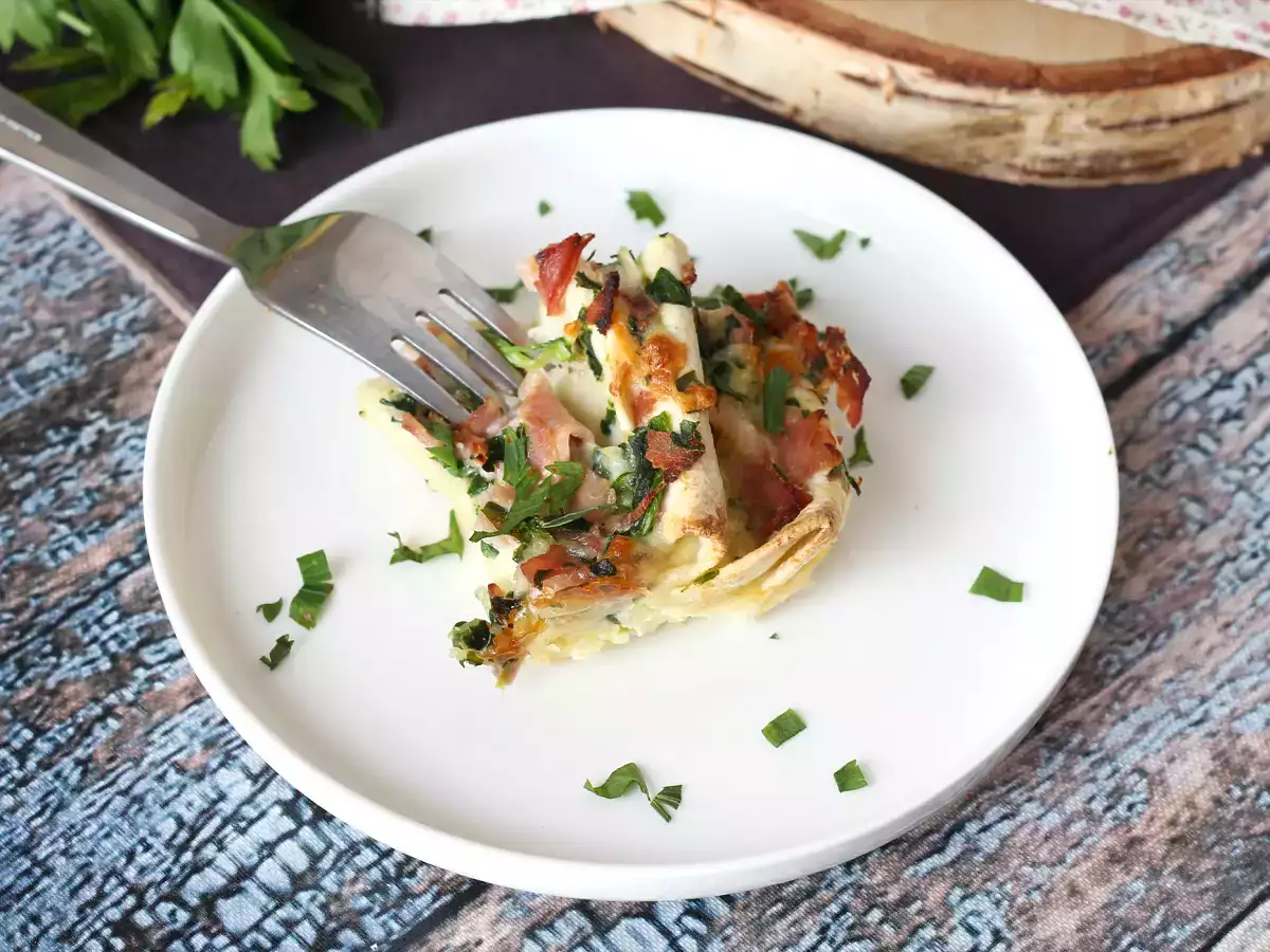 Wat kun je maken met tortilla's? Gratin met ham, spinazie en mozzarella in crinkle-cakestijl - foto 2