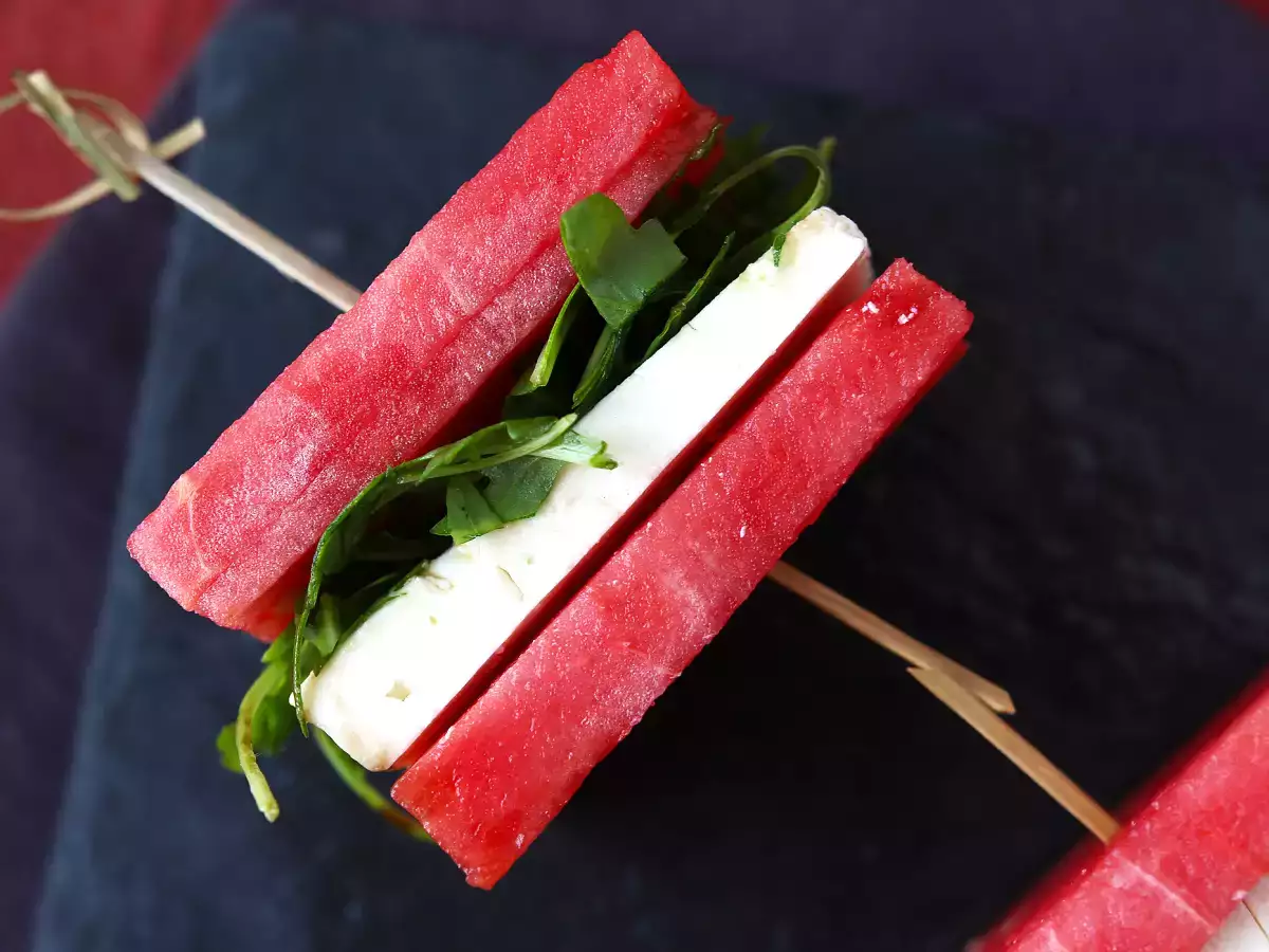 Watermeloen feta rucola sandwich, het vetste virale recept voor de zomer! - foto 2