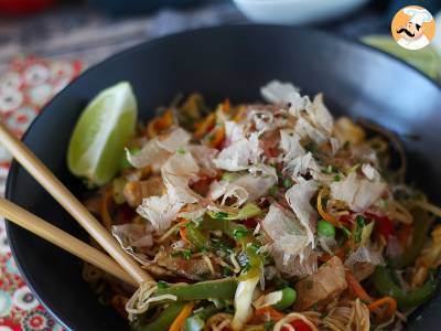 Yakisoba, roergebakken noedels met groenten - foto 4