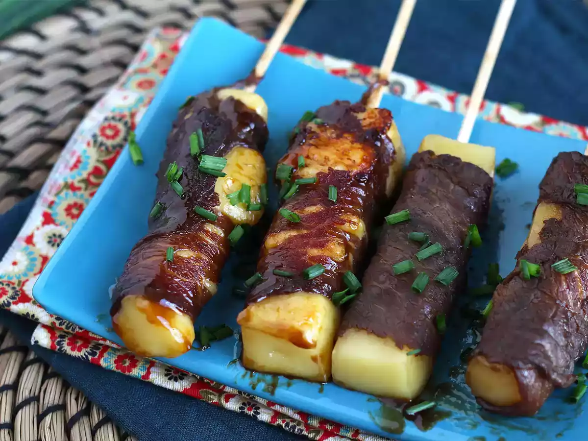 Yakitori rundvleesspies met kaas