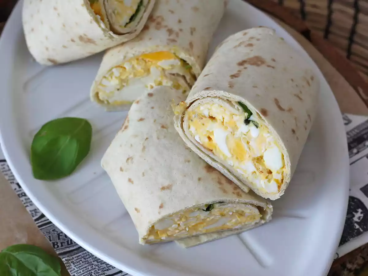 Zachte en super eiwitrijke ei en feta wrap - foto 2