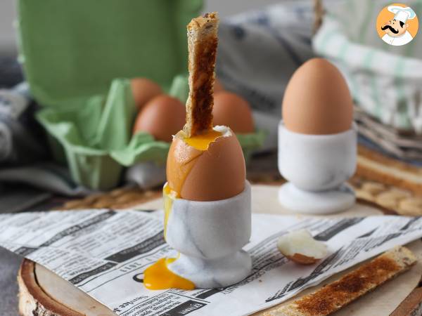 Zachtgekookte eieren in de friteuse