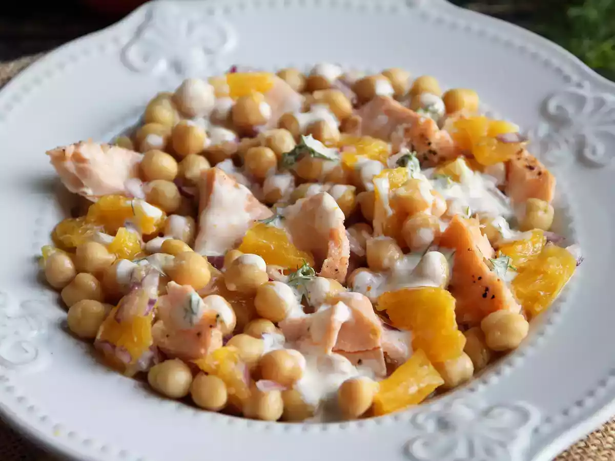 Zalm, kikkererwten en sinaasappelsalade - foto 2