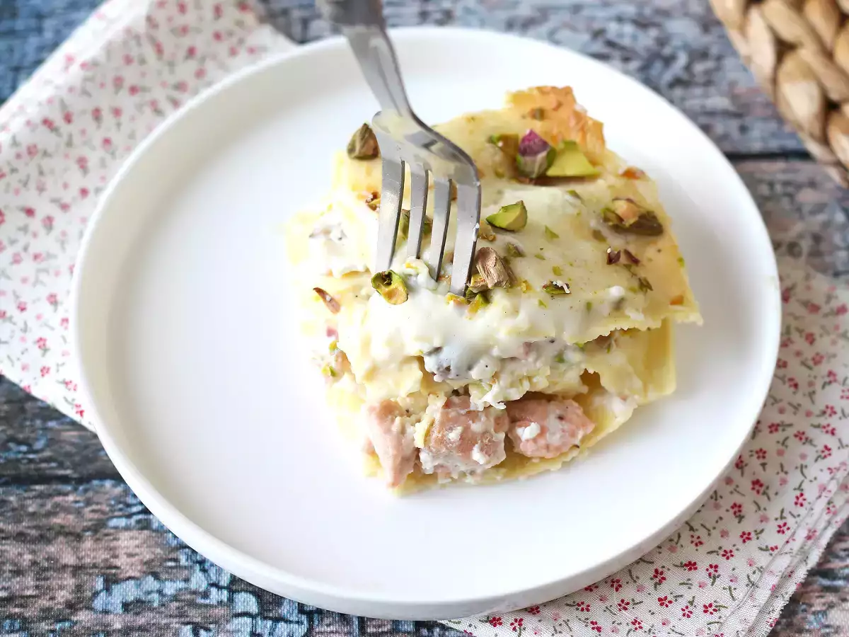 Zalmlasagne met burrata en romige, knapperige pistachenoten - foto 6