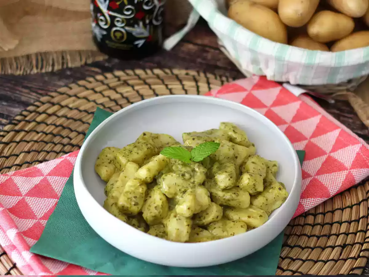 Zelfgemaakte aardappelgnocchi met pesto - foto 3