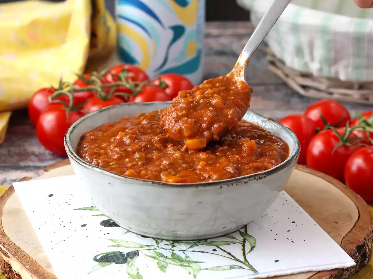 Zelfgemaakte bolognesesaus - ragù alla bolognese