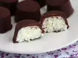 Zelfgemaakte Bounty-chocolaatjes met kokosvulling, foto 1