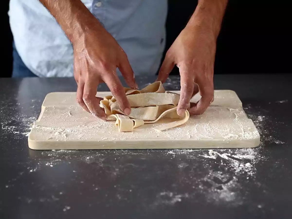 Zelfgemaakte eierappardelle: het recept stap voor stap uitgelegd - foto 3