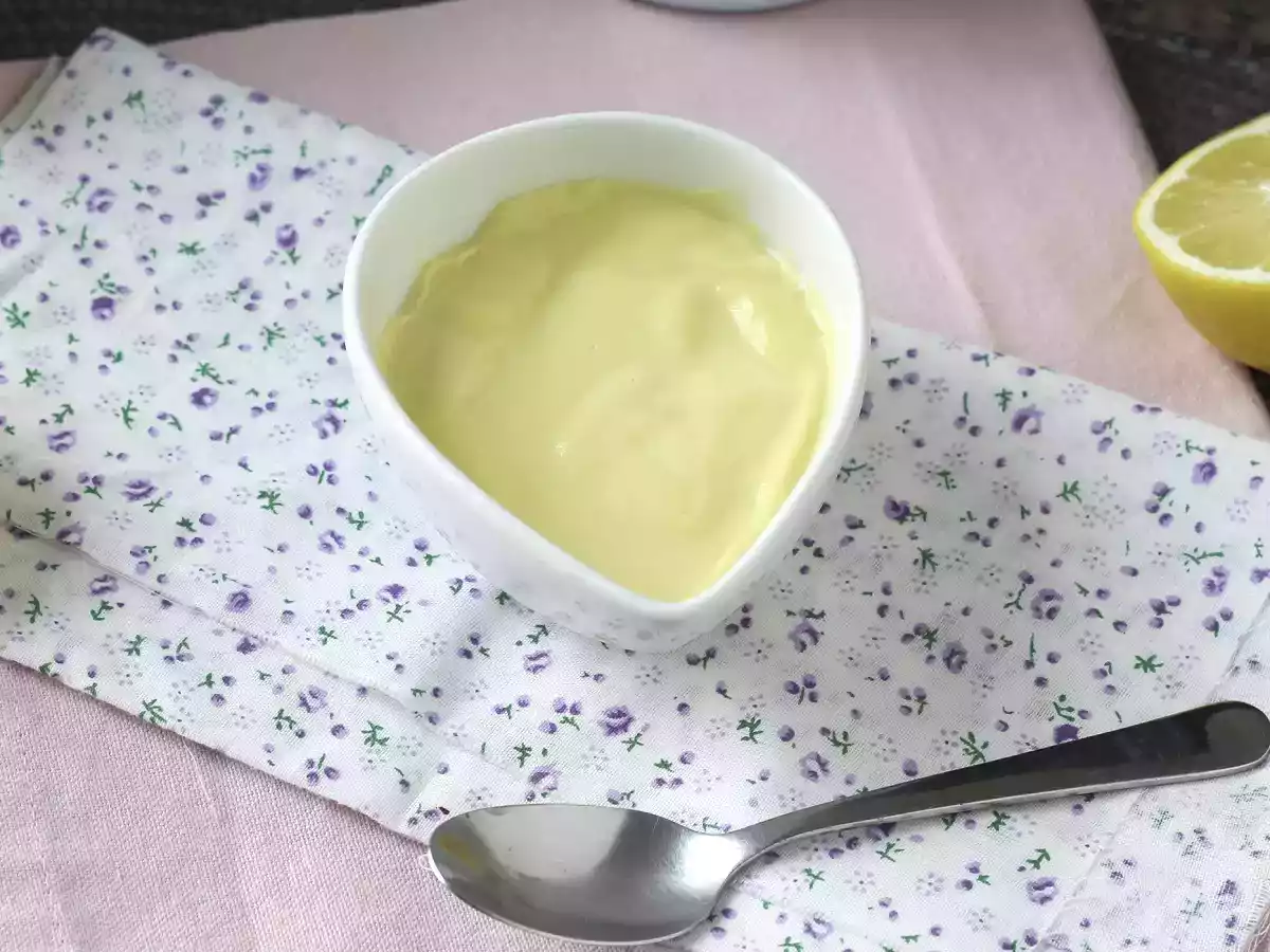 Zelfgemaakte mayonaise met olijfolie