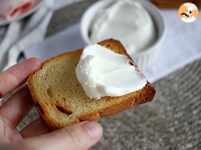 Zelfgemaakte roomkaas (type Philadelphia) met 2 ingrediënten - foto 2