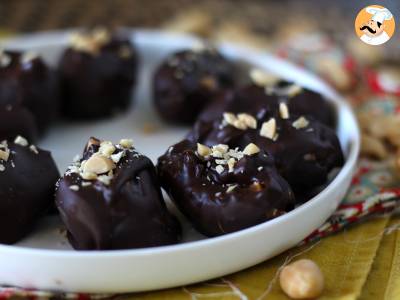 Zelfgemaakte Snickers: dadels, pinda's en chocolade - een gezonde snack zonder toegevoegde suiker - foto 5