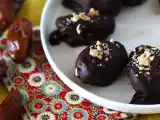 Zelfgemaakte Snickers: dadels, pinda's en chocolade - een gezonde snack zonder toegevoegde suiker, foto 1