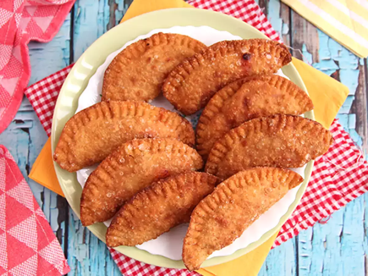 Zelfgemaakte tonijnpasteitjes met deeg - foto 2