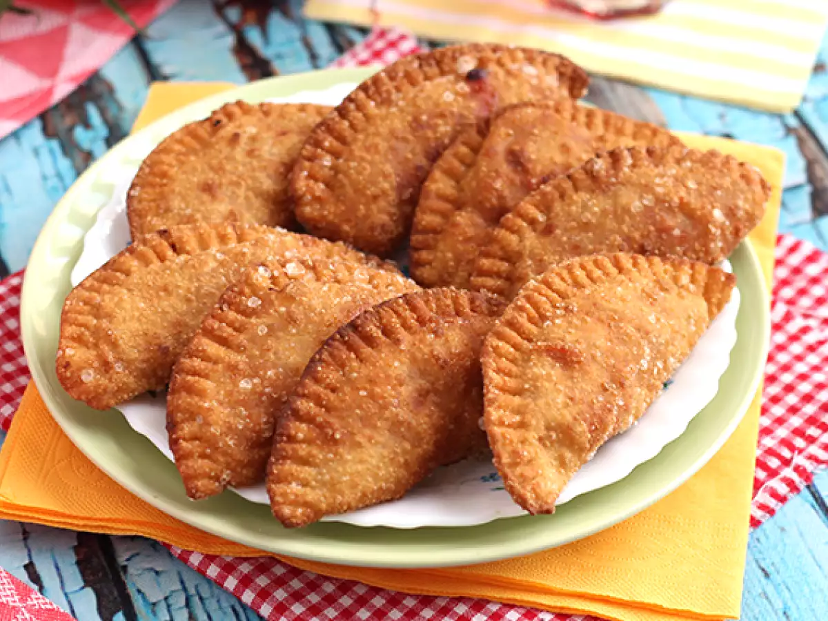Zelfgemaakte tonijnpasteitjes met deeg - foto 5