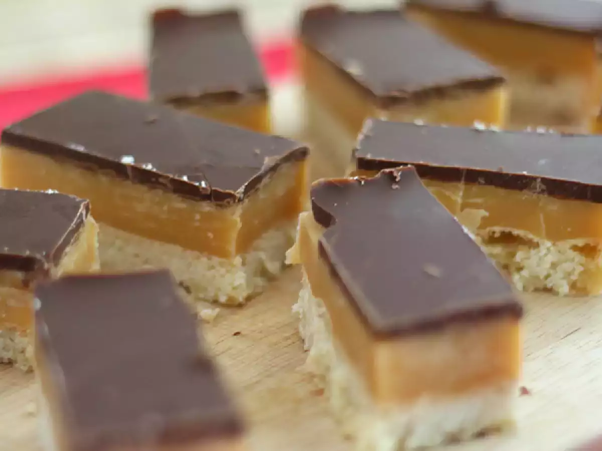 Zelfgemaakte Twix of millionaire's shortbread - foto 3