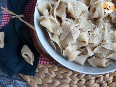 Zo maak je zelfgemaakte pasta: sorpresine, een mooie kleine pasta - foto 2