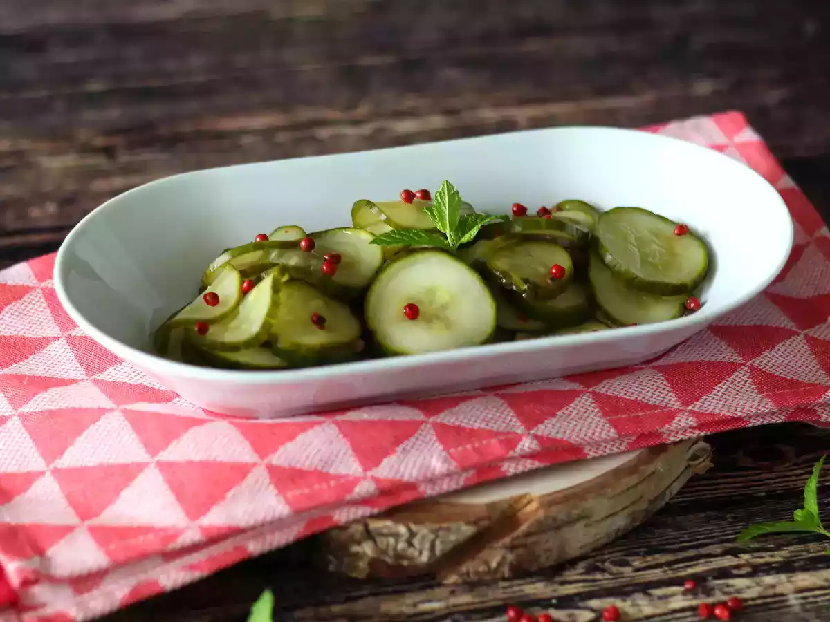 Zoetzure komkommers: een snel en lekker bijgerecht voor de zomer!